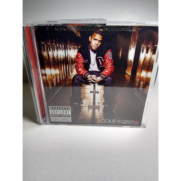 J Cole - Cole World The Sideline Story CD 2011 Hip Hop Roc Nation - Picture 1 of 4